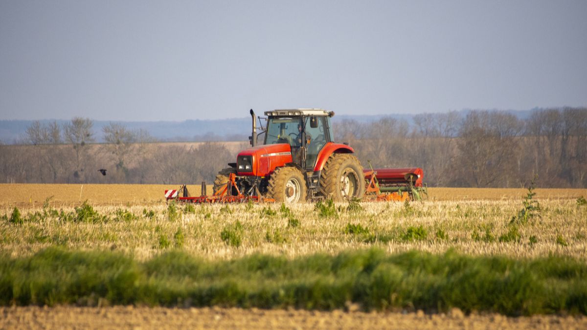 trattore gasolio agricolo carburante